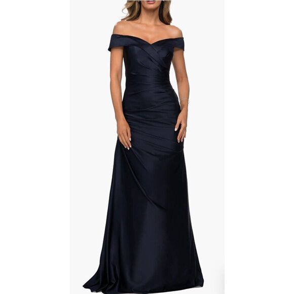 La Femme Off the Shoulder Ruched Satin Navy Blue Trumpet Dress Gown Size 8. 13